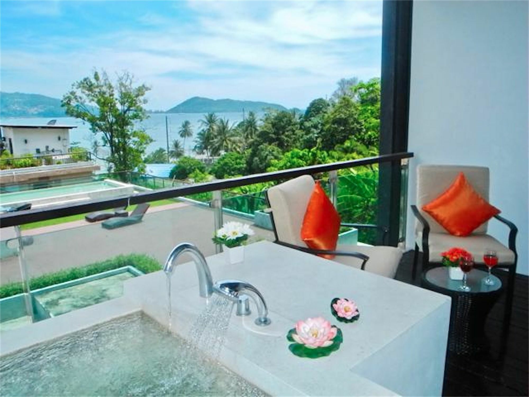 The Privilege Residence : 1 Bedroom Apartment In Patong Exteriér fotografie