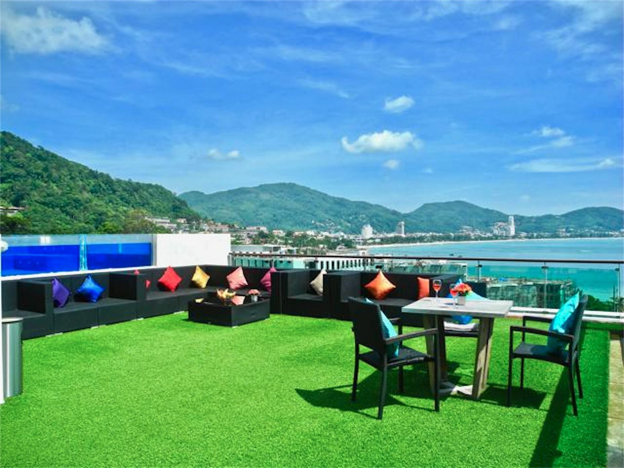 The Privilege Residence : 1 Bedroom Apartment In Patong Exteriér fotografie
